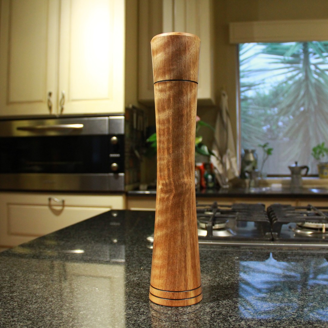 Jumbo Jackalberry Mill – A True Statement Piece - Image 2